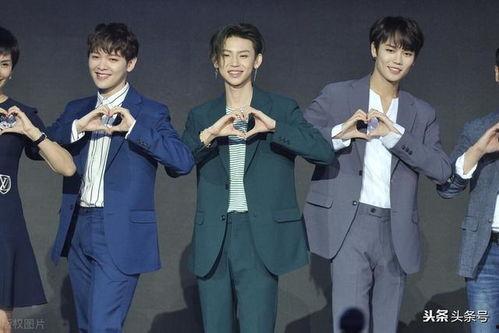 娱乐圈最新恋爱爆料,神秘情侣甜蜜互动引热议 第3张 娱乐圈最新恋爱爆料,神秘情侣甜蜜互动引热议 第3张